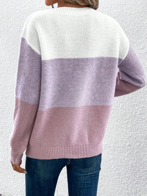 Comfy Family Aurora – Three-Tone Knit Sweater