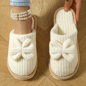 Comfy Family Bowknotz - Plush Slippers White / UK 3.5-4