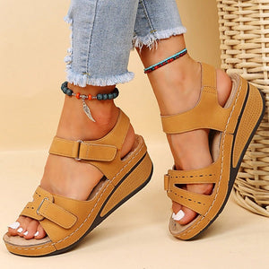 Comfy Family Caldo™ - Soft Strap Sandals Brown / 35