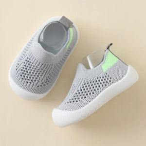 Comfy Family Cozy Cubs™ - Mesh Magic Shoes Cloudy Cuddles / 0-6 Months